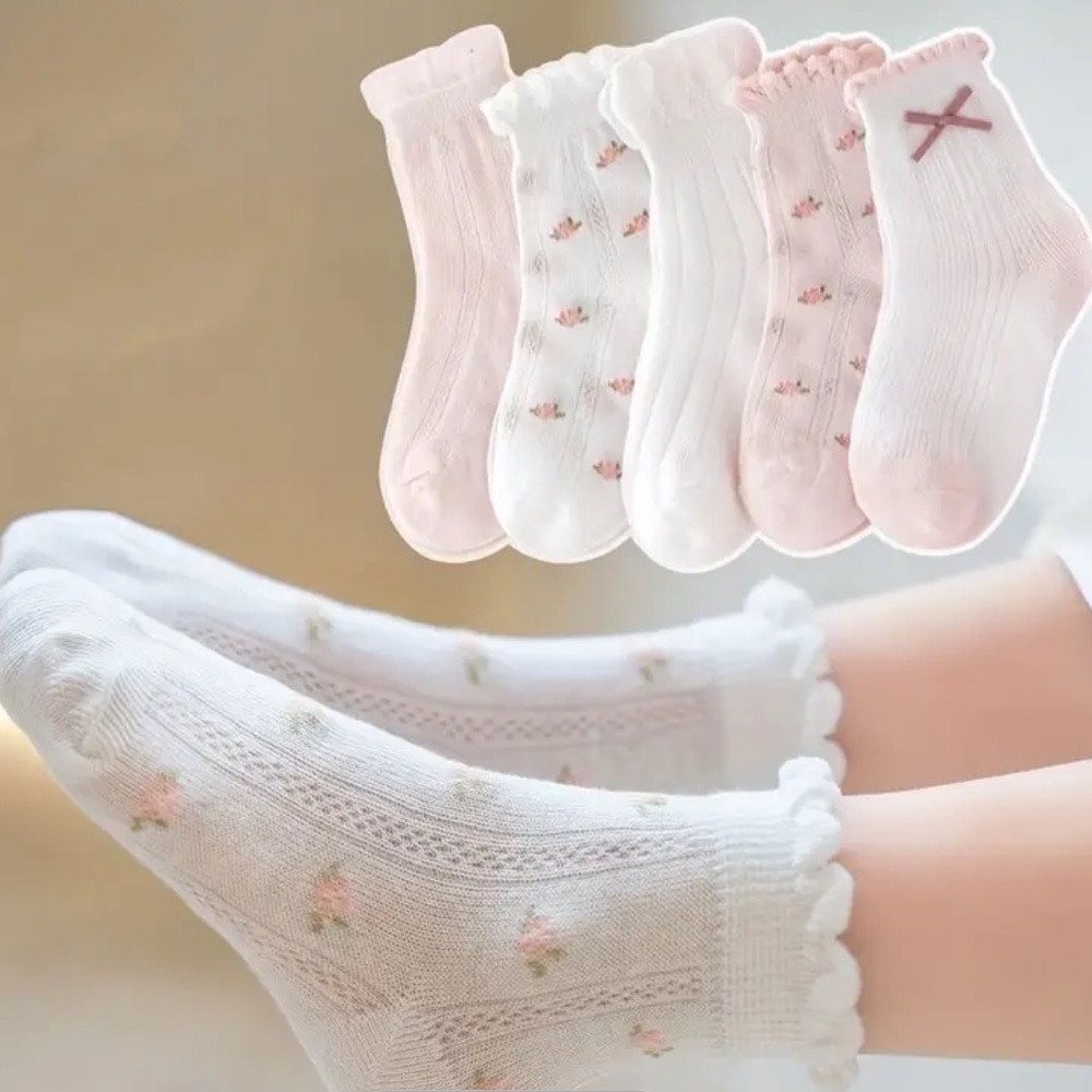 🩷5/$15🩷 5 pairs of girls socks